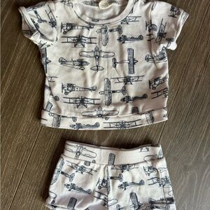 Kate Quinn airplanes set